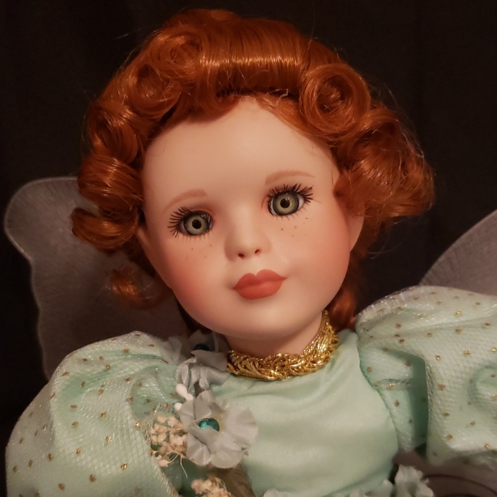 Porcelain Doll - Picture 5 of 8